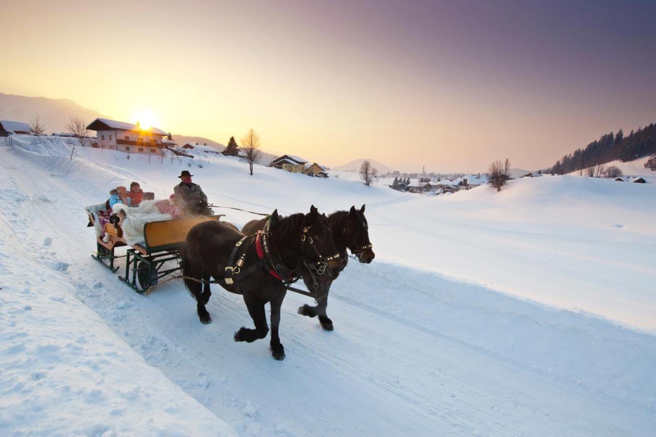 Hotel Fischerwirt Natur Waldspa Faistenau Ngoại thất bức ảnh